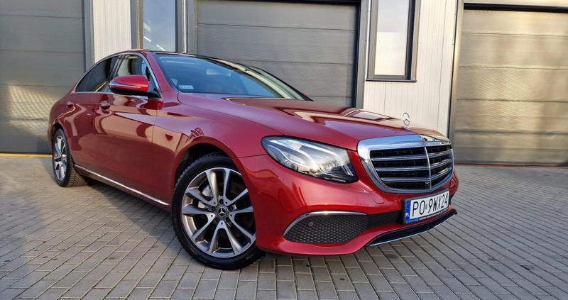 Mercedes-Benz Klasa E cena 145900 przebieg: 80186, rok produkcji 2017 z Poznań małe 106